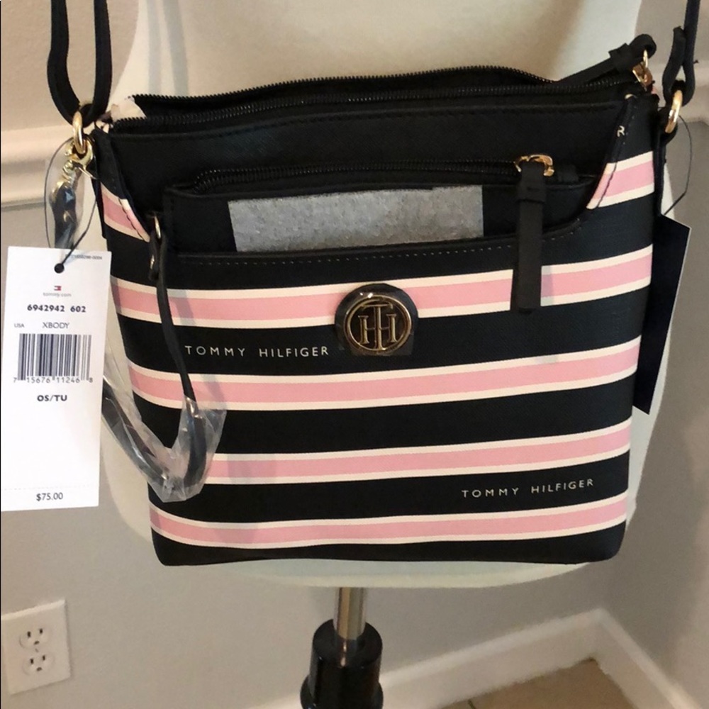 Tommy Hilfiger cross over purse